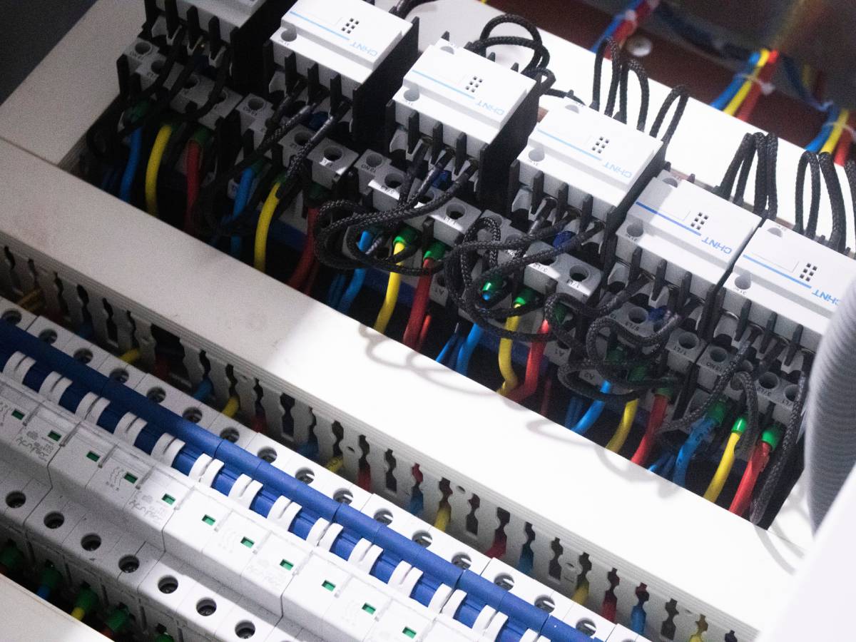 Overload Protection with Contactors