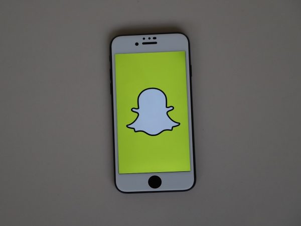 How To Unlock The Butterflies Lens On Snapchat