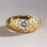 How to Wear a Ring With a Suit