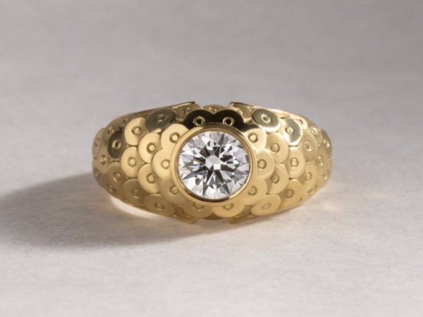 How to Wear a Ring With a Suit (Formal and Wedding Styles)