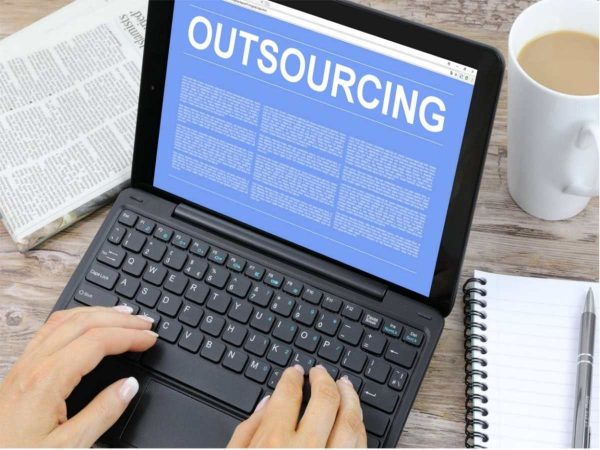 Detailed Guide to Software Development Outsourcing
