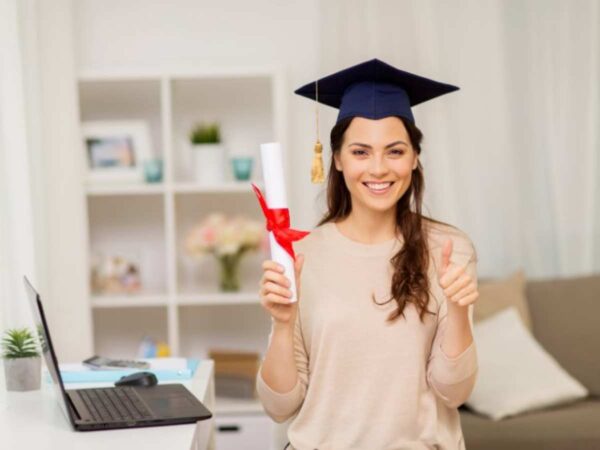 Online BBA Degree Specializations in India: Which to Choose?