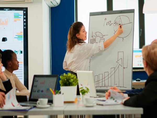 Beyond the Hype: How to Build a Growth Strategy That Survives Market Volatility