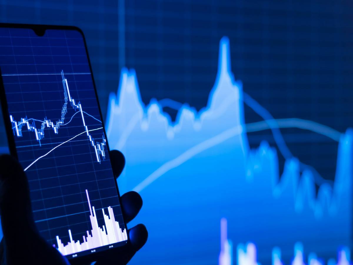 Cloud-based trade copier software